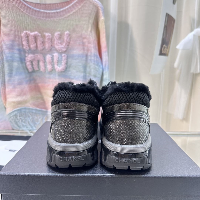 Ch**el sport shoes